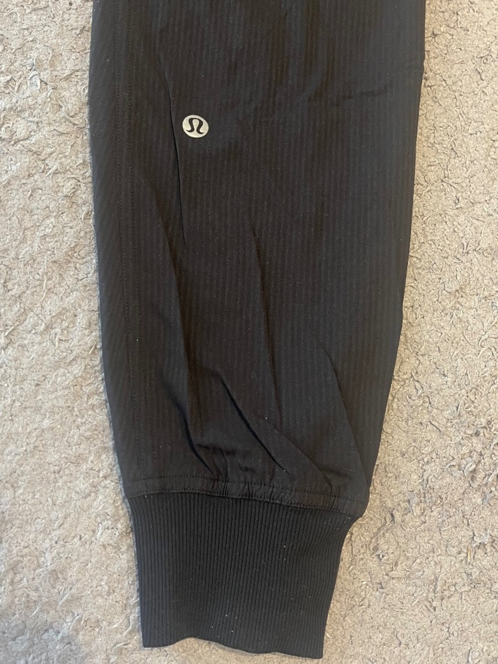 Lulu lemon light weight pants